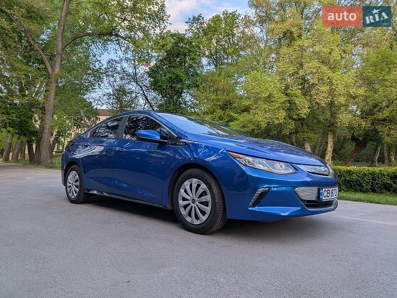 Хэтчбек Chevrolet Volt 2016 в Чернигове