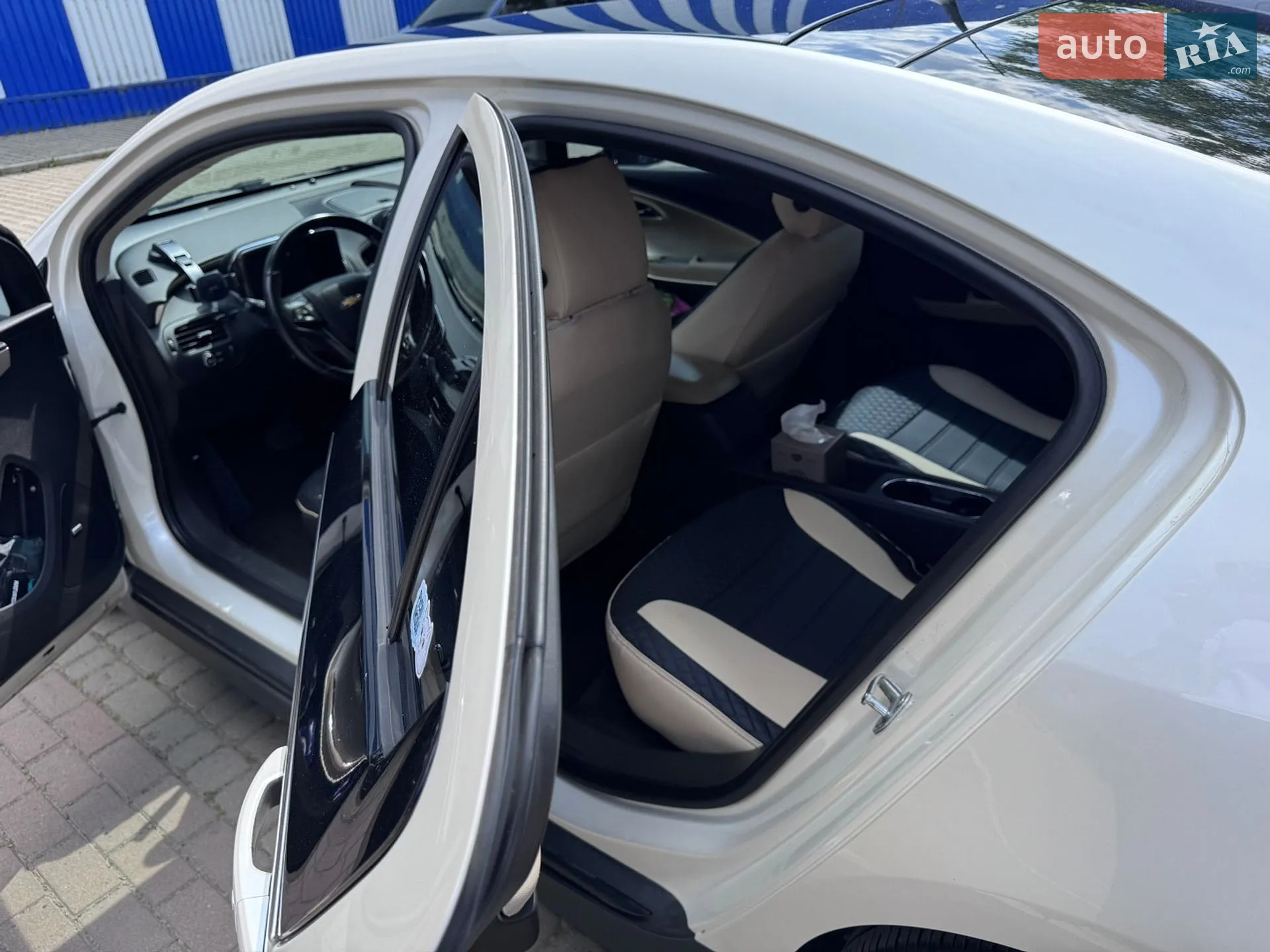2011 Chevrolet Volt - мініатюра 12