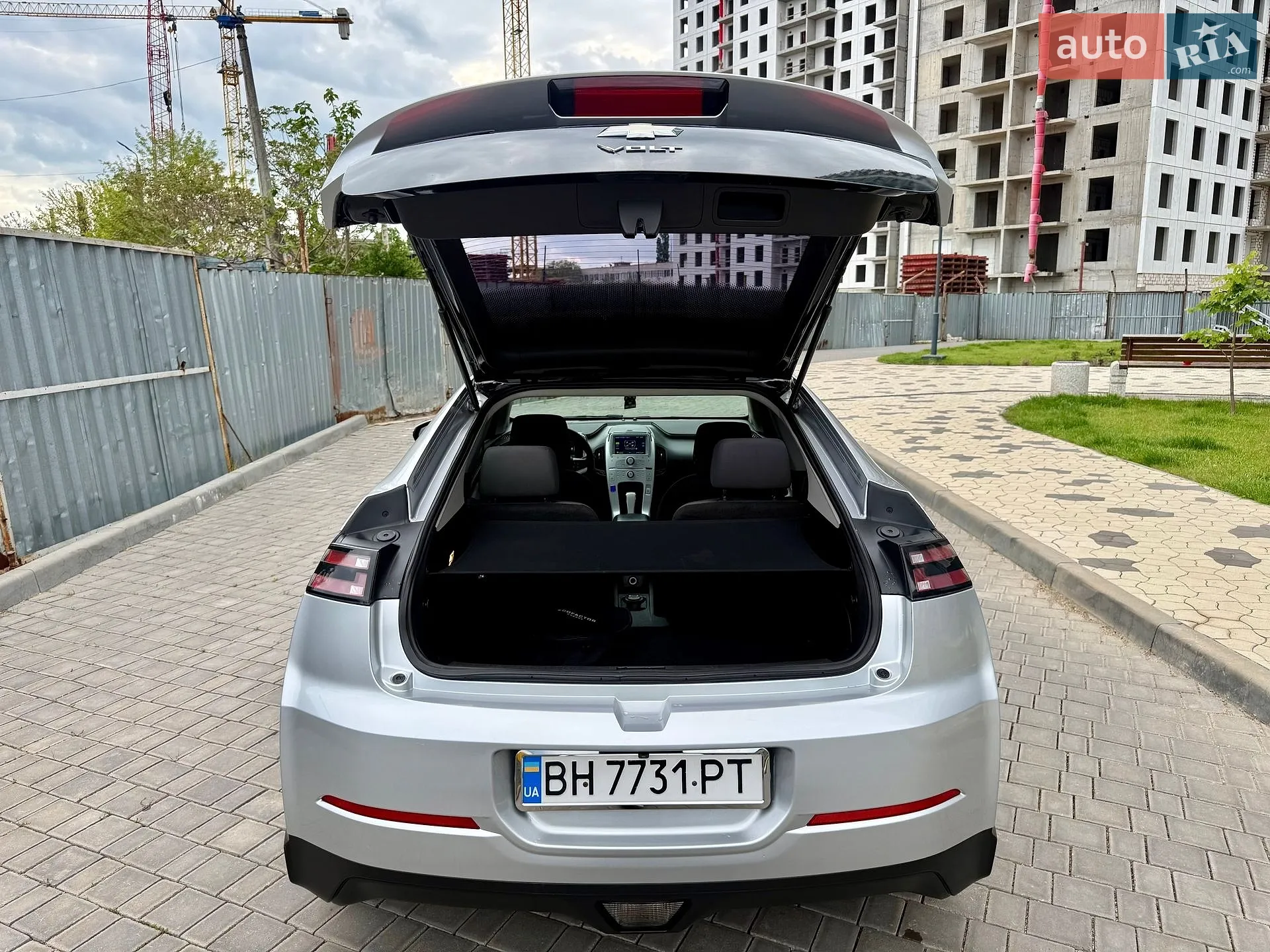 2011 Chevrolet Volt - мініатюра 11