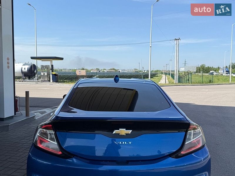 Хетчбек Chevrolet Volt 2016 в Дніпрі