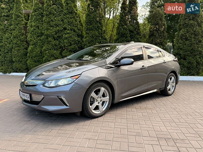Хэтчбек Chevrolet Volt 2018 в Киеве