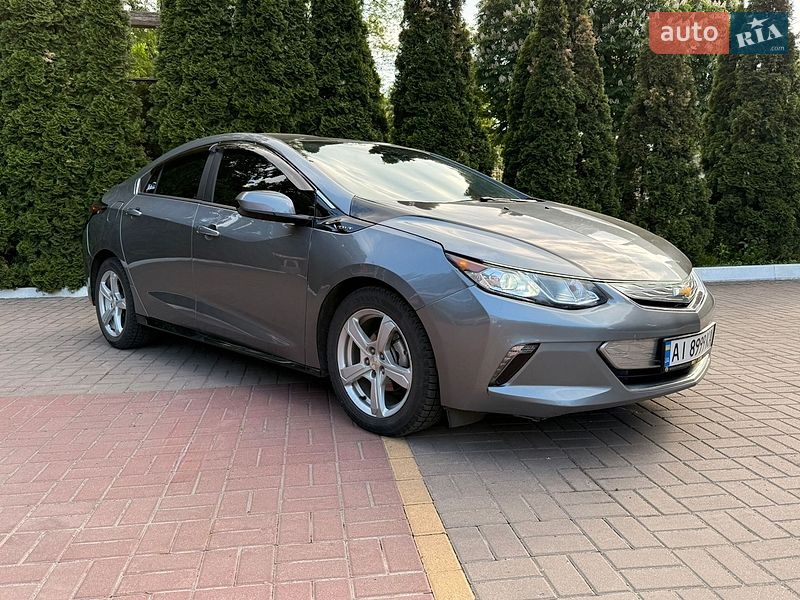 Хэтчбек Chevrolet Volt 2018 в Киеве