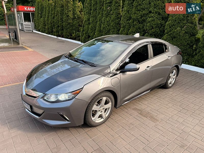 Хэтчбек Chevrolet Volt 2018 в Киеве