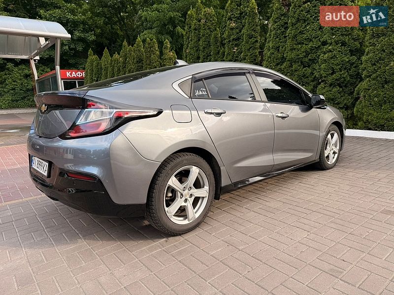 Хэтчбек Chevrolet Volt 2018 в Киеве