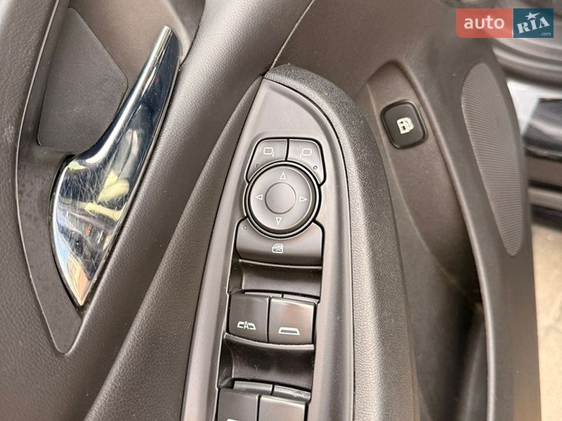 Хэтчбек Chevrolet Volt 2018 в Киеве