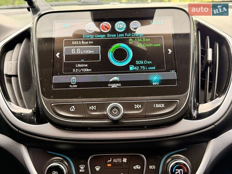 Хэтчбек Chevrolet Volt 2018 в Киеве