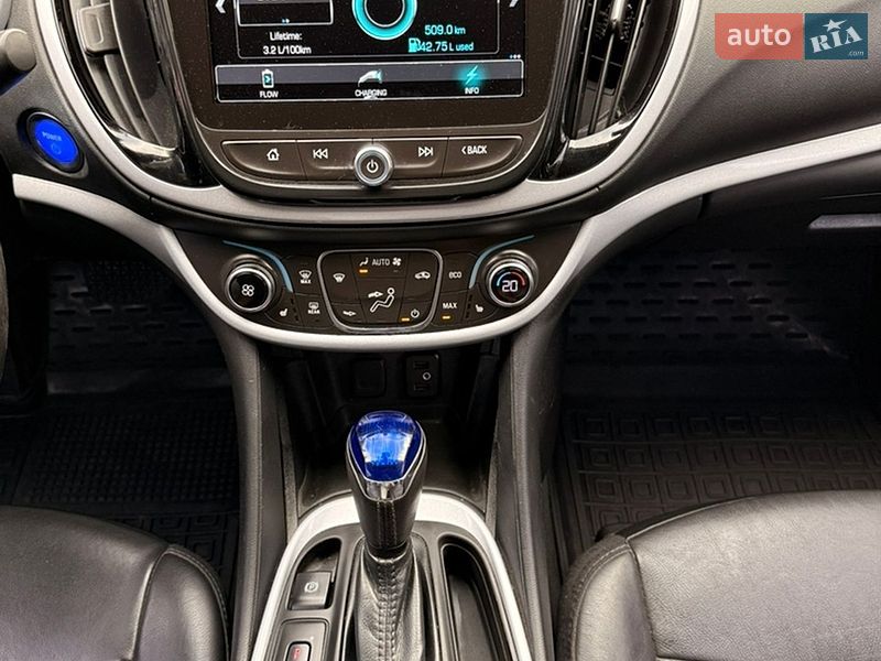 Хэтчбек Chevrolet Volt 2018 в Киеве