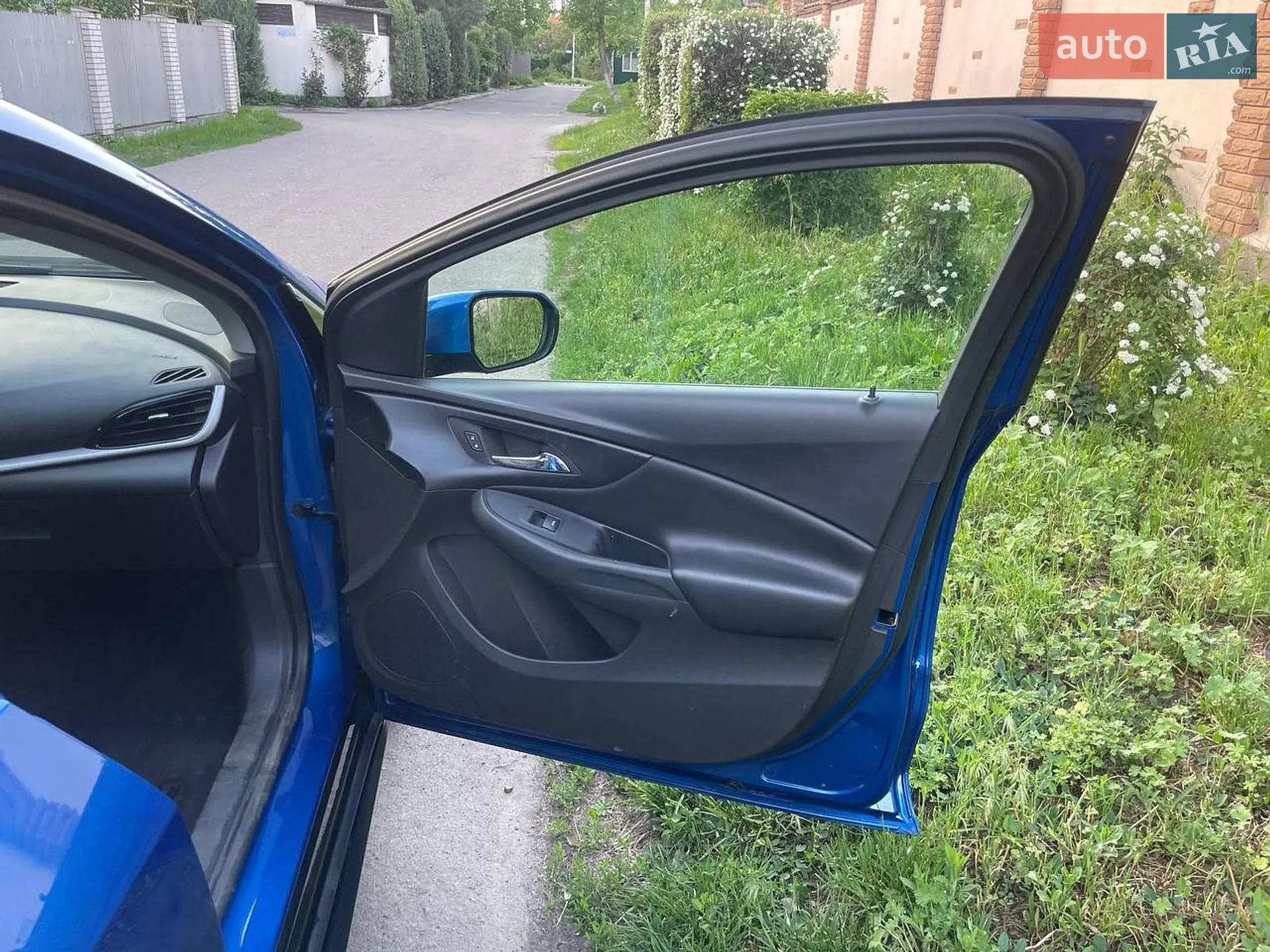 2016 Chevrolet Volt - мініатюра 37
