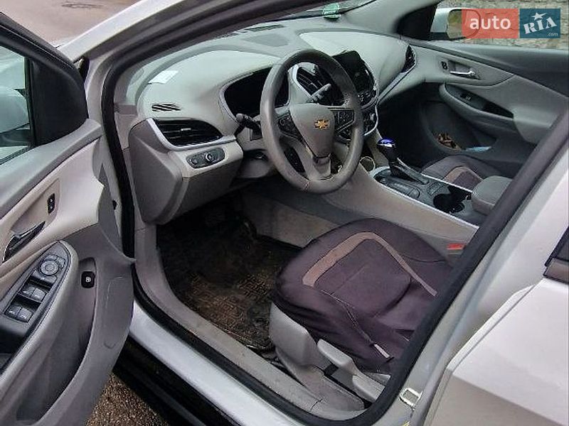 Хетчбек Chevrolet Volt 2017 в Києві фото 15 Хетчбек Chevrolet Volt 2017 в Києві