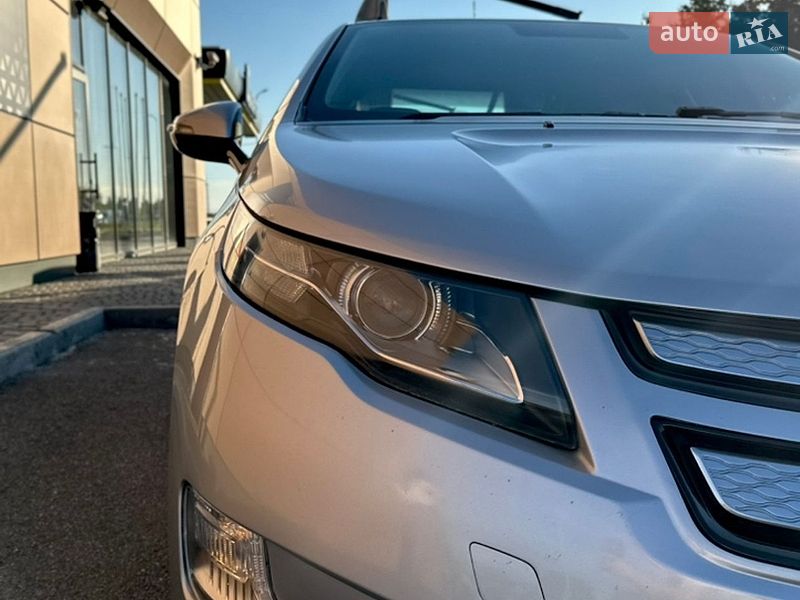 Хэтчбек Chevrolet Volt 2011 в Днепре