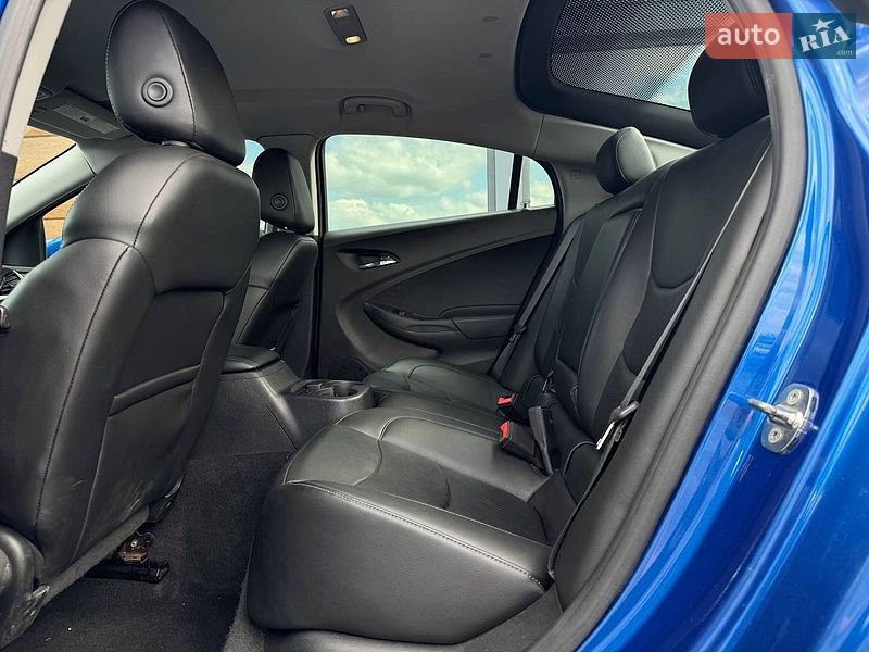 Хетчбек Chevrolet Volt 2017 в Рівному