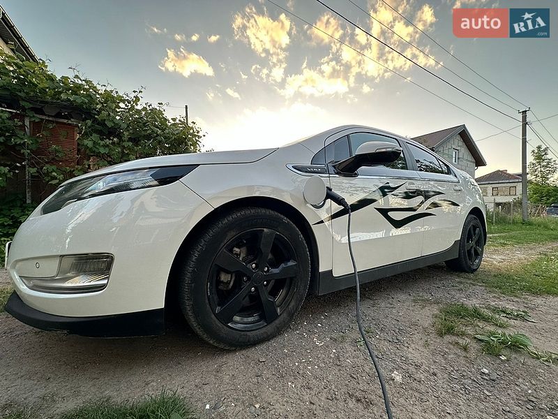 Хетчбек Chevrolet Volt 2012 в Львові