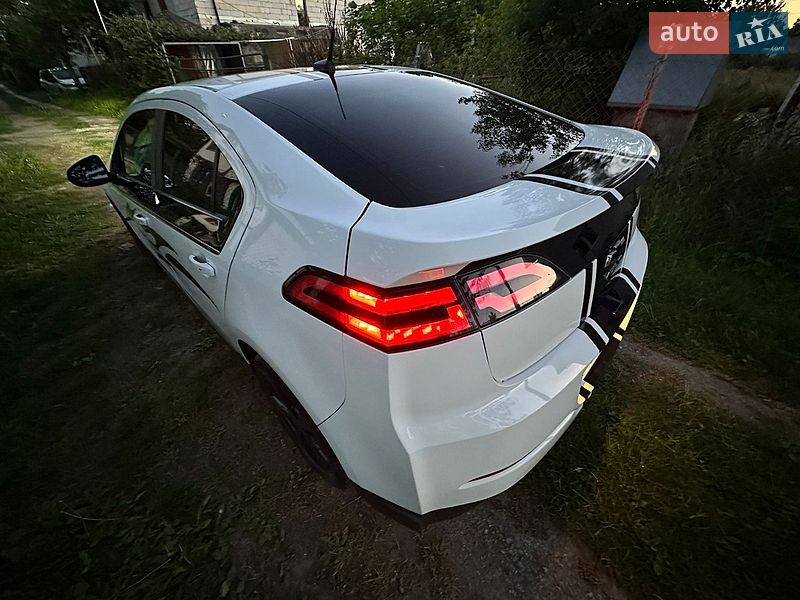 Хетчбек Chevrolet Volt 2012 в Львові
