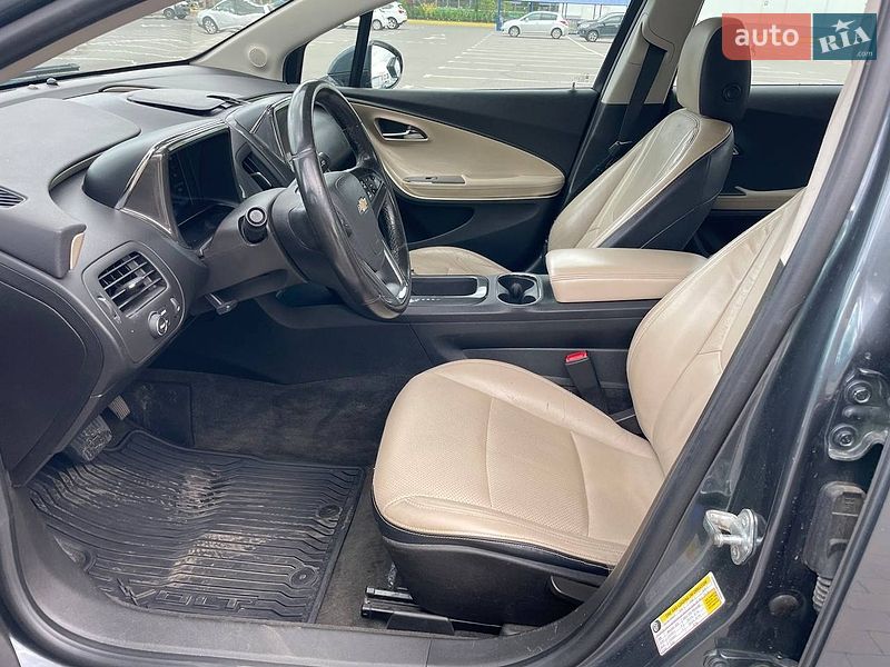 Хэтчбек Chevrolet Volt 2012 в Одессе