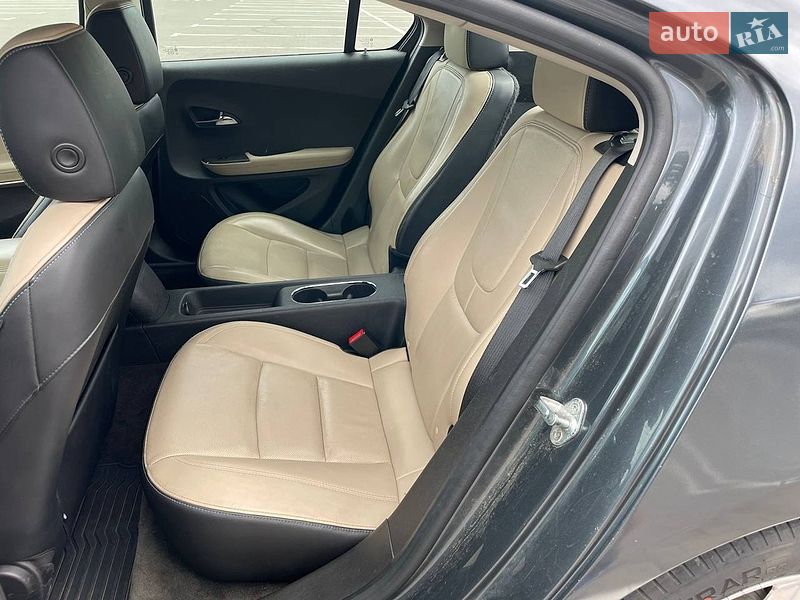Хэтчбек Chevrolet Volt 2012 в Одессе