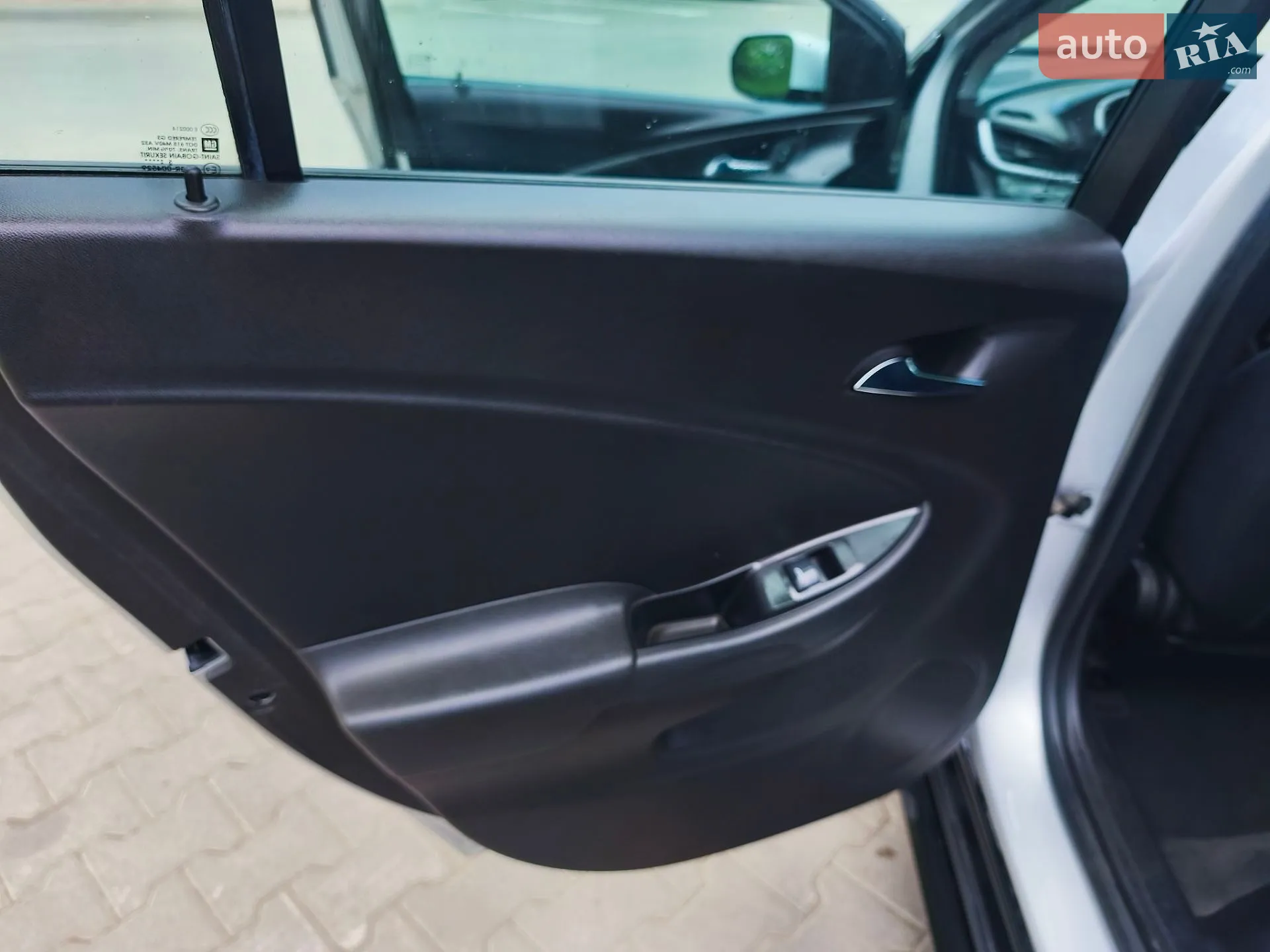 2016 Chevrolet Volt - мініатюра 11