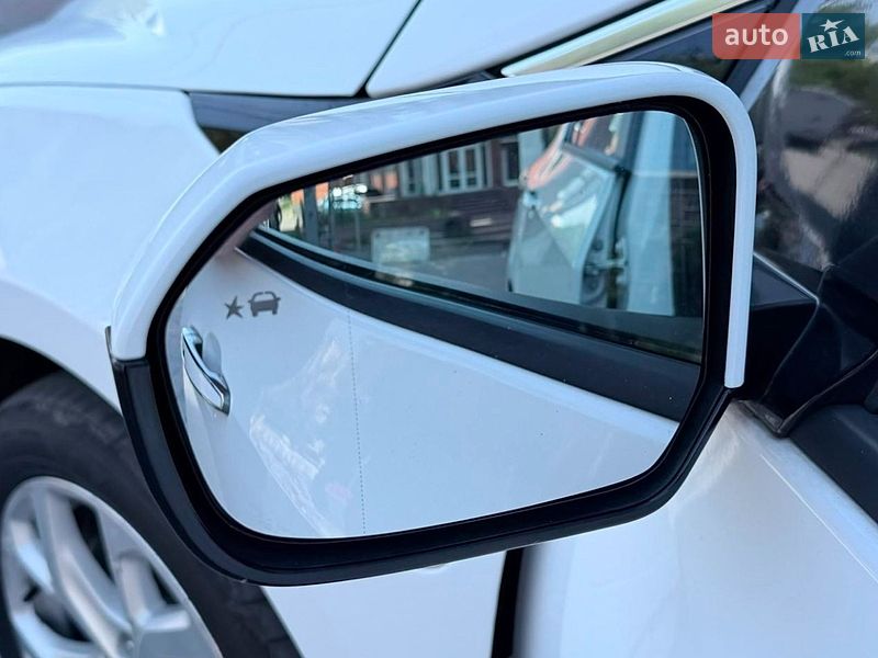 Хетчбек Chevrolet Volt 2017 в Києві фото 4 Хетчбек Chevrolet Volt 2017 в Києві