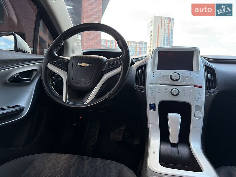 Хэтчбек Chevrolet Volt 2012 в Днепре