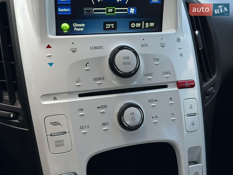 Хэтчбек Chevrolet Volt 2012 в Днепре