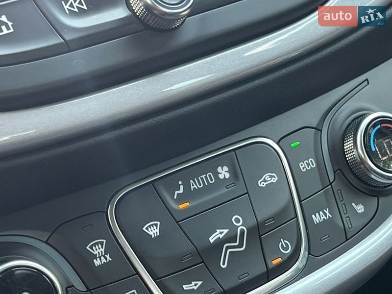 Хэтчбек Chevrolet Volt 2018 в Одессе