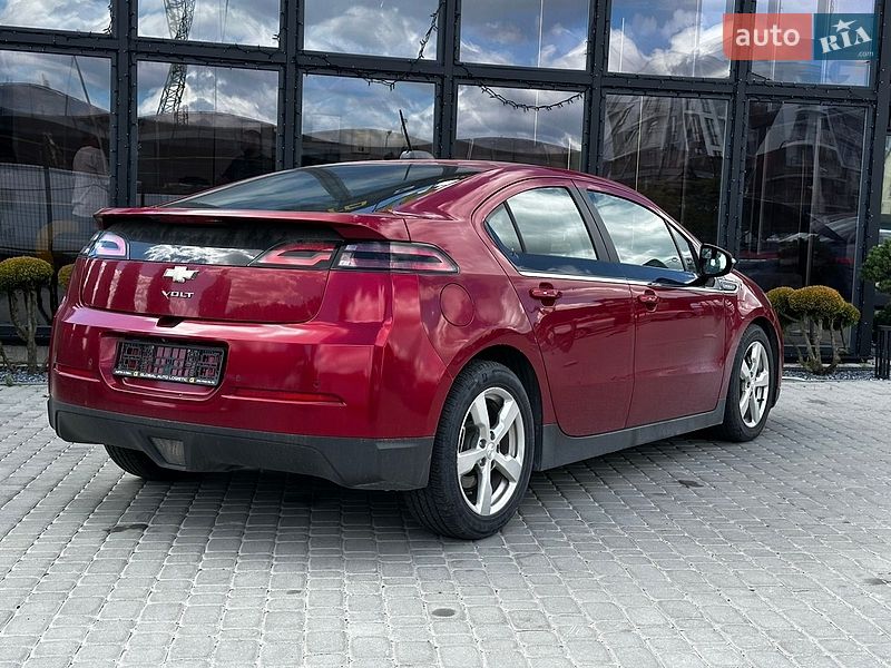 Хетчбек Chevrolet Volt 2015 в Львові