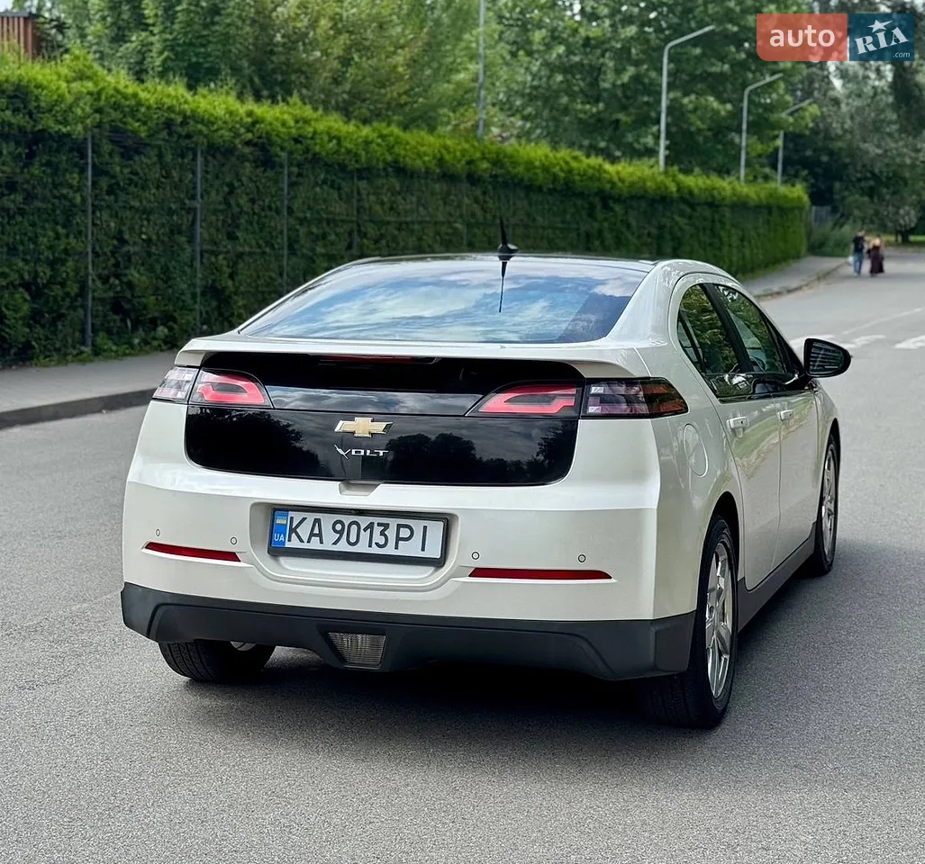 2010 Skoda Octavia - мініатюра 15
