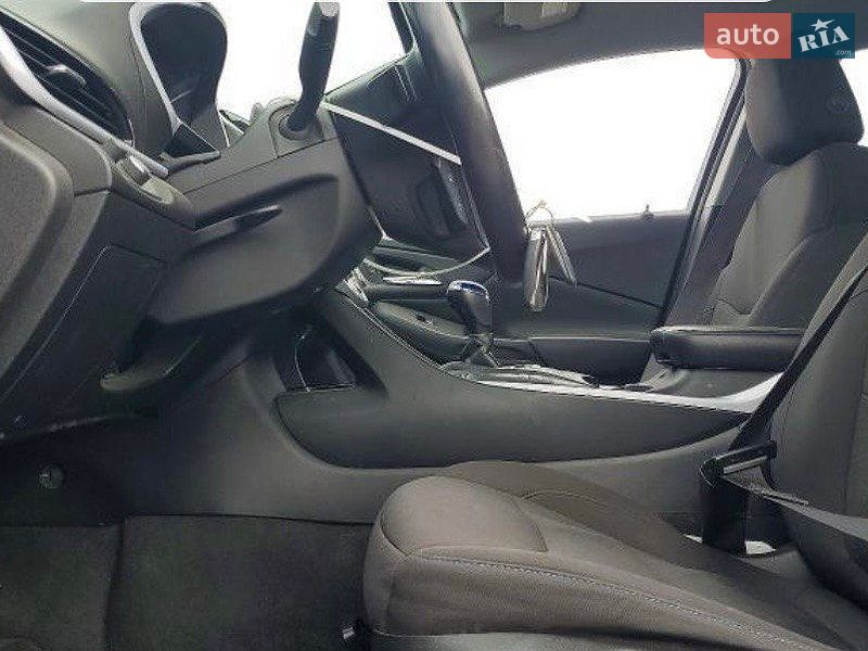 Хэтчбек Chevrolet Volt 2017 в Львове фото 8 Хэтчбек Chevrolet Volt 2017 в Львове