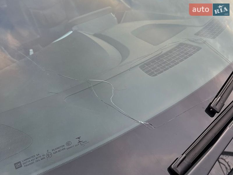 Хетчбек Chevrolet Volt 2016 в Чернігові