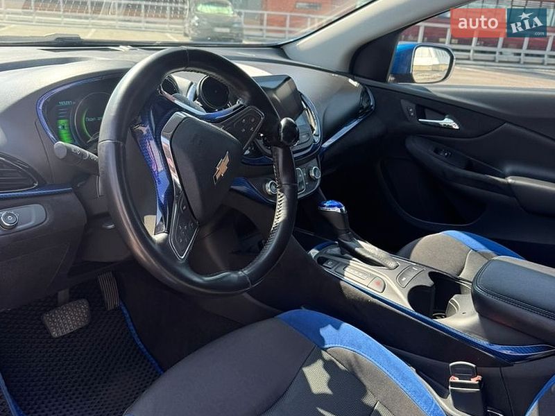 Хэтчбек Chevrolet Volt 2016 в Днепре фото 9 Хэтчбек Chevrolet Volt 2016 в Днепре