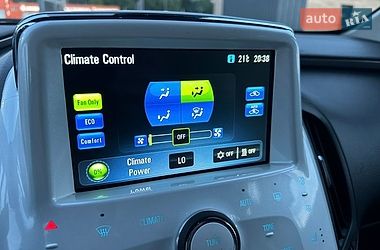 Хетчбек Chevrolet Volt 2011 в Луцьку