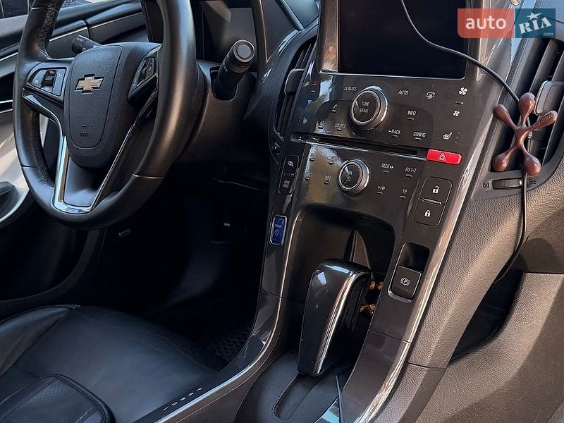 Хэтчбек Chevrolet Volt 2013 в Ивано-Франковске