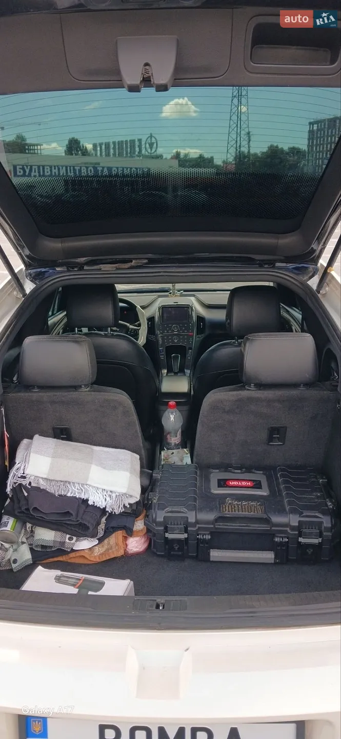 2011 Chevrolet Volt - мініатюра 13