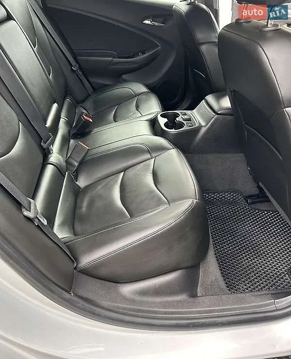 2017 Chevrolet Volt - мініатюра 9
