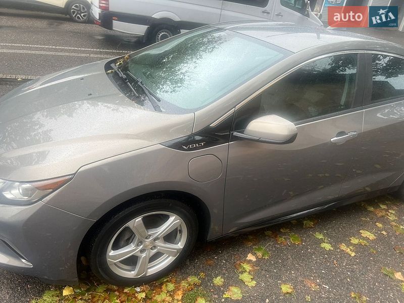 Хэтчбек Chevrolet Volt 2016 в Одессе
