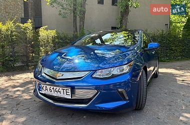 Хетчбек Chevrolet Volt 2016 в Києві