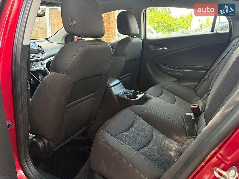 Хэтчбек Chevrolet Volt 2018 в Житомире