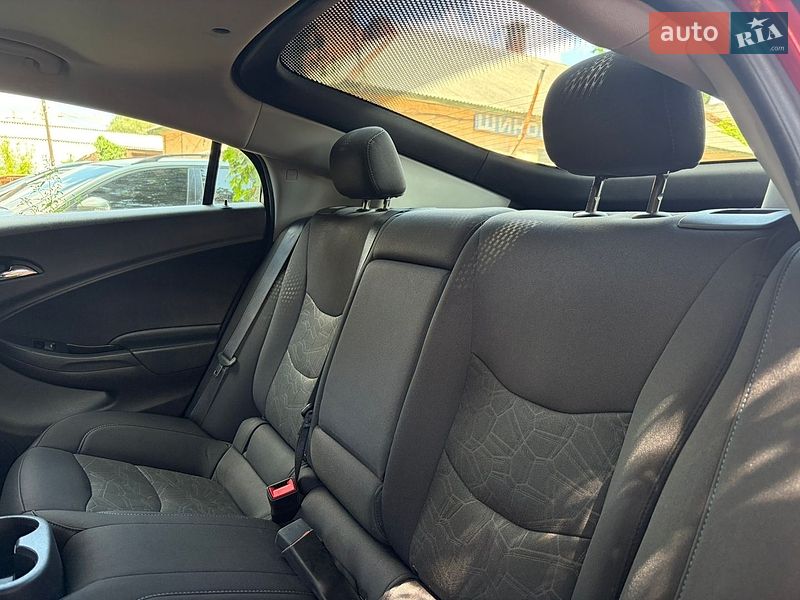 Хэтчбек Chevrolet Volt 2018 в Житомире