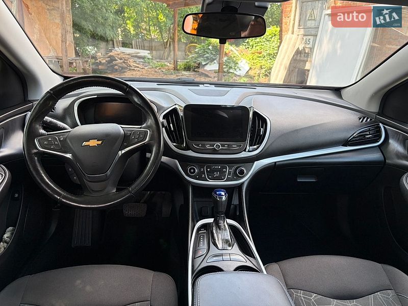 Хэтчбек Chevrolet Volt 2018 в Житомире