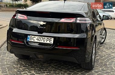 Хэтчбек Chevrolet Volt 2011 в Золочеве