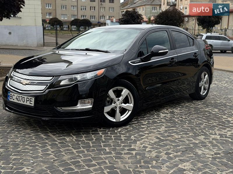 Хэтчбек Chevrolet Volt 2011 в Золочеве
