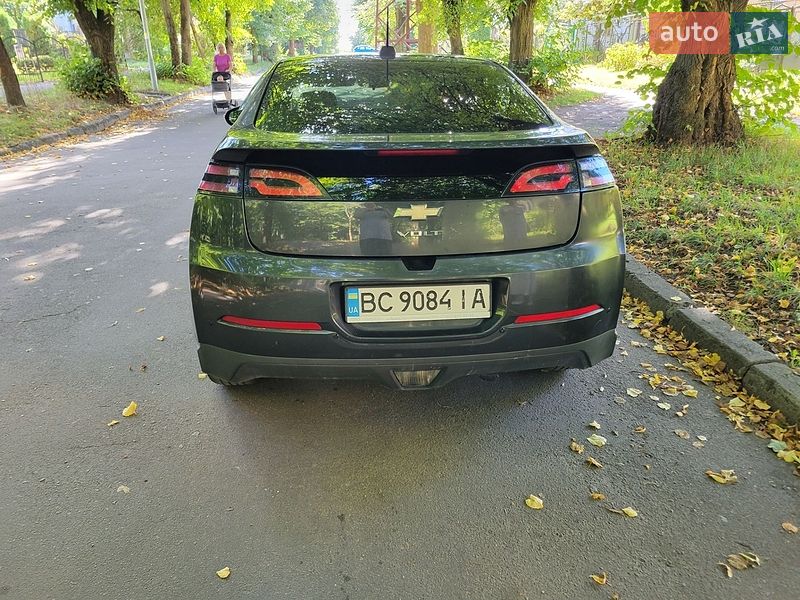 Хетчбек Chevrolet Volt 2015 в Львові