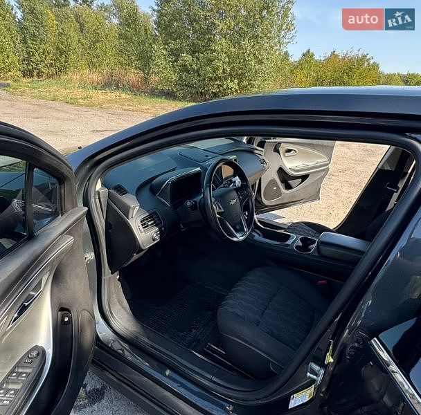 Хетчбек Chevrolet Volt 2015 в Павлограді