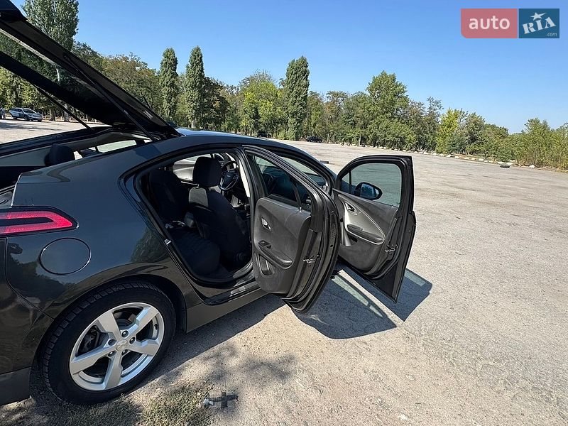 Хетчбек Chevrolet Volt 2015 в Павлограді