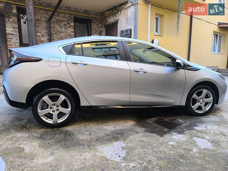 Хэтчбек Chevrolet Volt 2017 в Львове фото 2 Хэтчбек Chevrolet Volt 2017 в Львове
