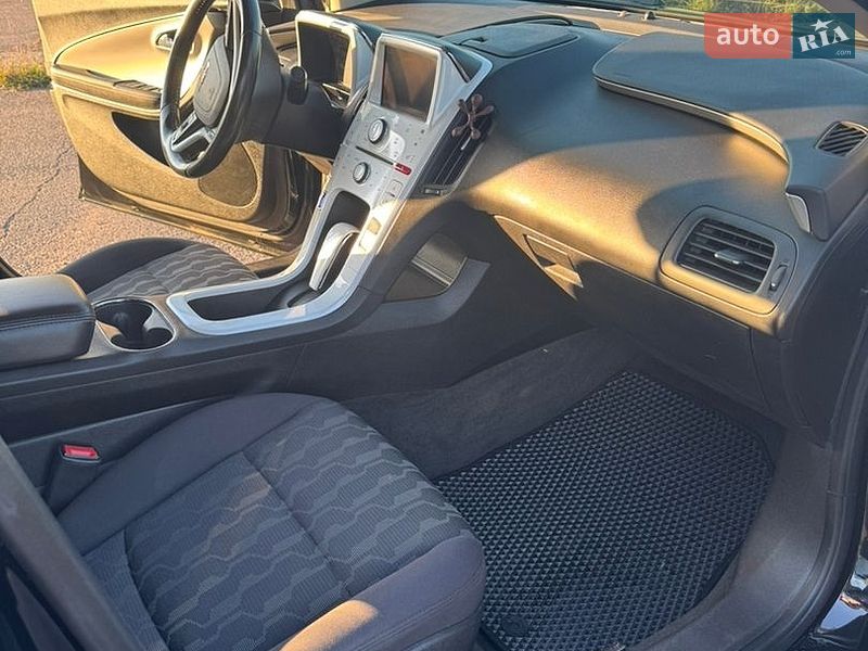 Хетчбек Chevrolet Volt 2013 в Шептицькому