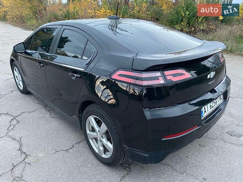 Хетчбек Chevrolet Volt 2014 в Рокитному