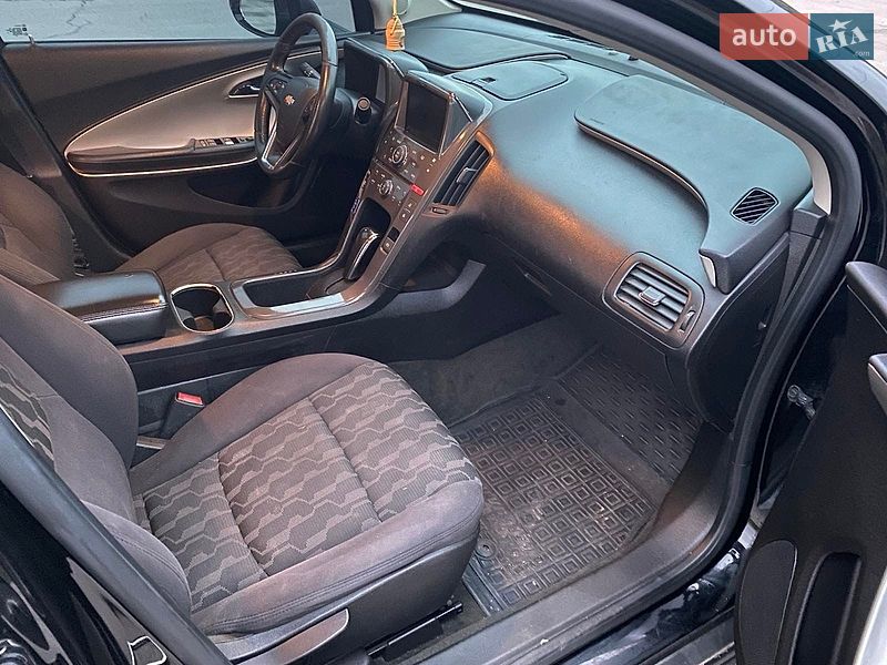 Хетчбек Chevrolet Volt 2014 в Рокитному
