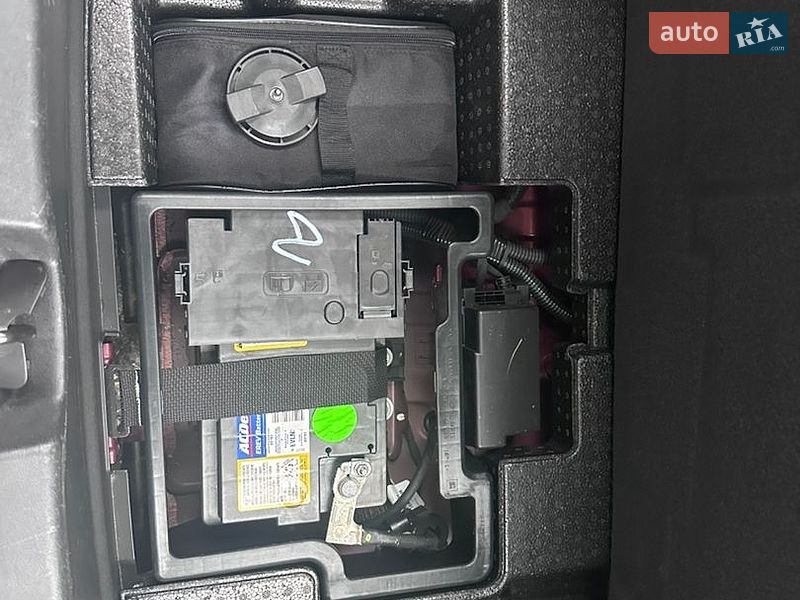 Хетчбек Chevrolet Volt 2016 в Києві фото 35 Хетчбек Chevrolet Volt 2016 в Києві