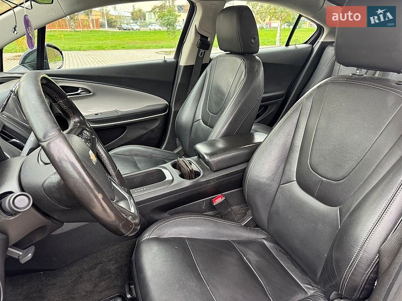 Хэтчбек Chevrolet Volt 2013 в Измаиле