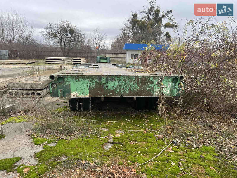Лафет ЧМЗАП 9399 1983 в Ватутино